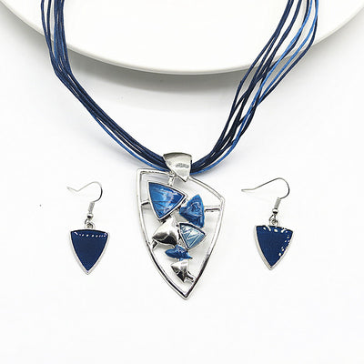 Conjunto de Collar y Aretes Triangulares con Efecto Goteo - Image 3