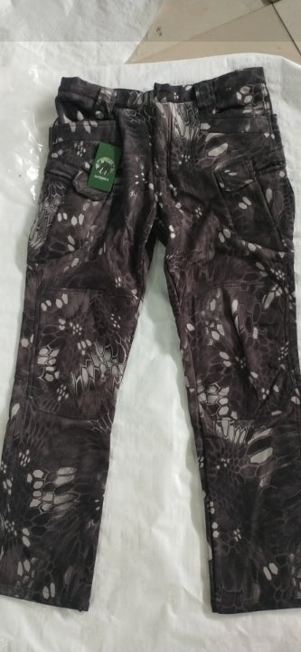 Pantalones Tácticos Impermeables con Forro Polar para Hombre - Protección Invernal - Image 4