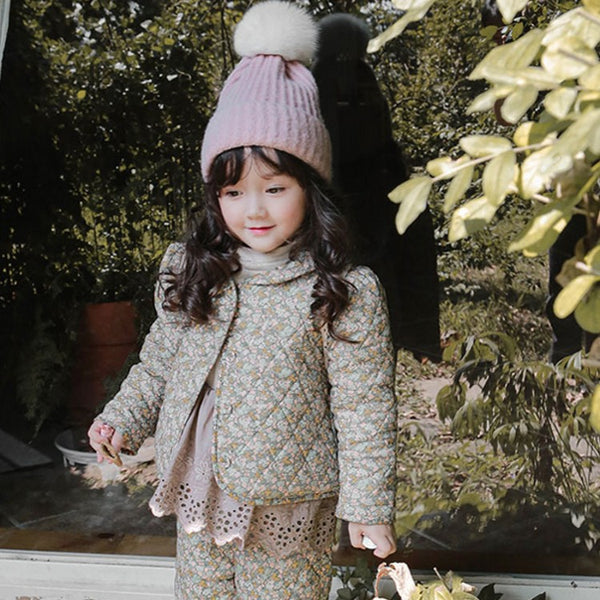 Abrigo Acolchado Floral para Niña - Diseño Dulce y Cálido
