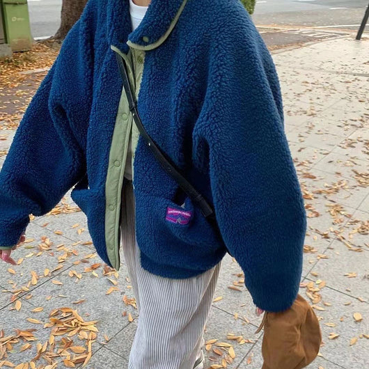Abrigo de Lana de Cordero Gruesa para Mujer Estilo Coreano Invierno - Diseño Reversible con Cuello Alto - Image 4