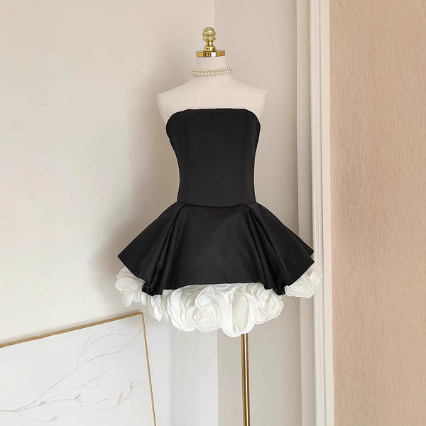 Falda Petticoat Estilo Hepburn Blanco y Negro con Flores 3D y Control de Cintura