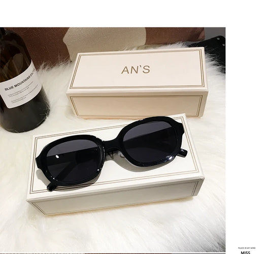 Gafas de Sol Retro Marco Pequeño para Mujer - Image 22