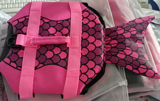 Traje de Baño con Chaleco Salvavidas Infantil Diseño Tiburón y Sirena - Image 7