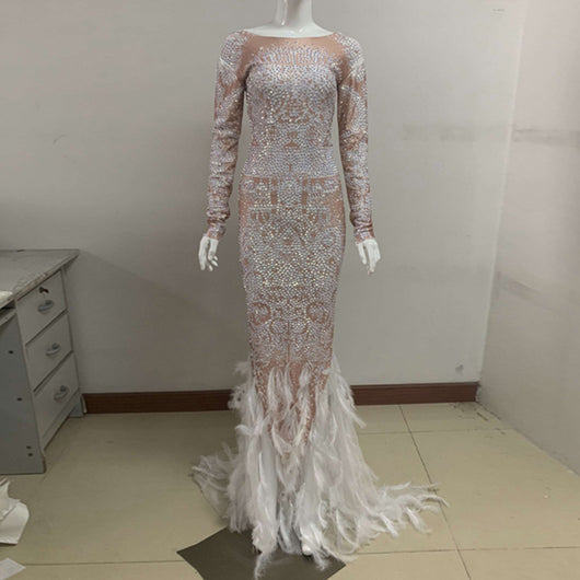 Vestido de Noche Elegante con Plumas y Perlas para Mujer - Image 12