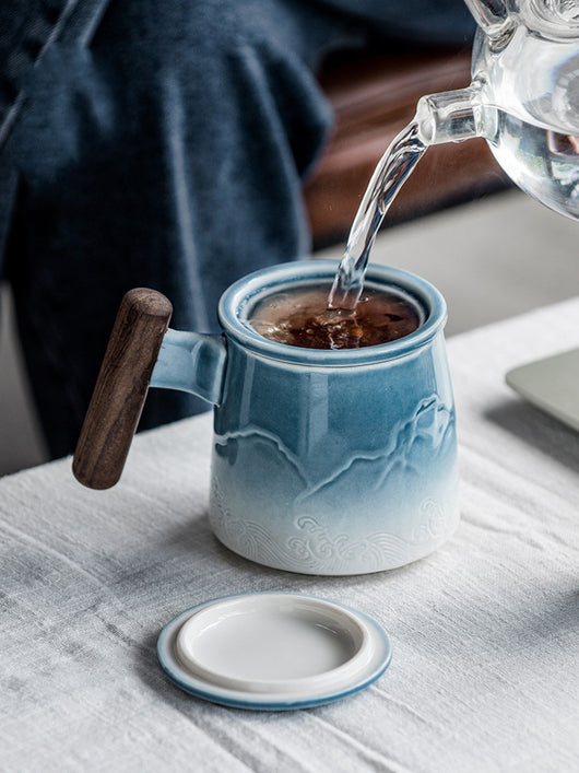 Taza Cerámica con Degradado y Tapa Térmica