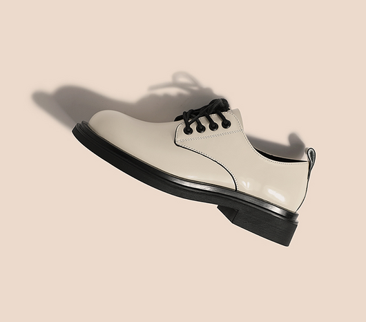 Zapatos de Cuero para Mujer con Cordones y Suela Plana - Versátiles y Cómodos - Image 12