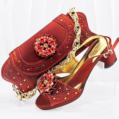 Conjunto de Fiesta Elegante con Zapatos de Tacón Punta Aguda y Bolso de Cristales - Image 13