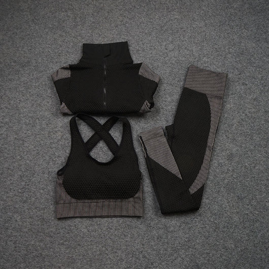 Conjunto Deportivo de 3 Piezas Yoga Fitness con Tela Elástica - Image 17