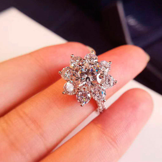 Anillo de Plata Esterlina con Diamante de 2 Quilates - Diseño Girasol - Image 7