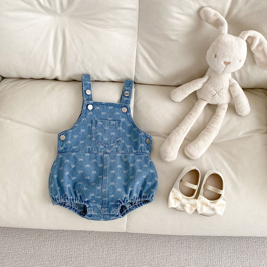 Enterizo para Bebé con Tirantes de Denim y Moño Jacquard - Image 4