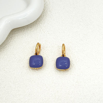 Aretes Colgantes con Circonita Micro Incrustada y Detalles Esmaltados - Image 7