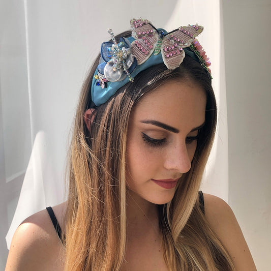 Diadema Mariposa con Perlas de Arroz, Diamantes y Lentejuelas