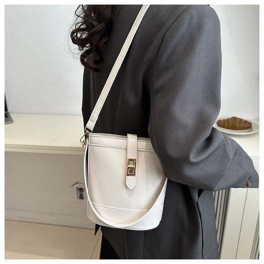 Bolso Bandolera Mujer Un Hombro con Diseño de Mano - Image 17
