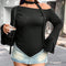 Blusa Asimétrica Ajustada de Manga Larga con Hombro Descubierto