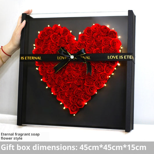 Ramo de Flores Eternas para San Valentín y Cumpleaños en Caja de Regalo - Image 4