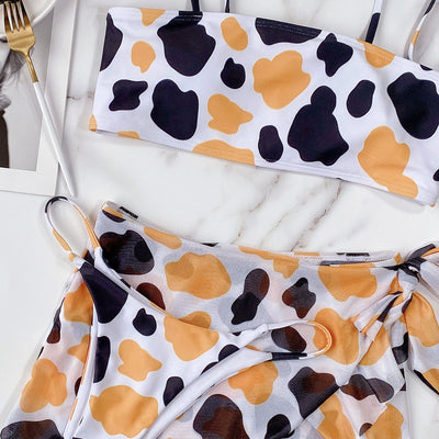 Bikini Estampado de Tres Piezas con Diseño Dividido - Image 3