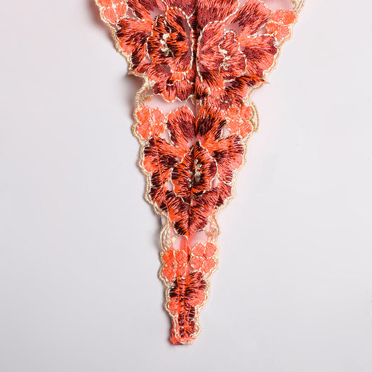 Conjunto de Lencería Bordada de Diseño Industrial para Mujer - Image 17