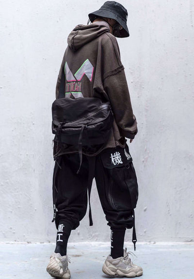Pantalones Overol Sueltos con Bordados y Detalles Motorizados para Hombre - Image 4