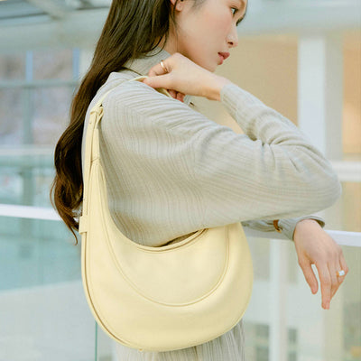 Bolsa Semicircular de Cuero Suave - Estilo Chaoxia con Gran Capacidad - Image 8
