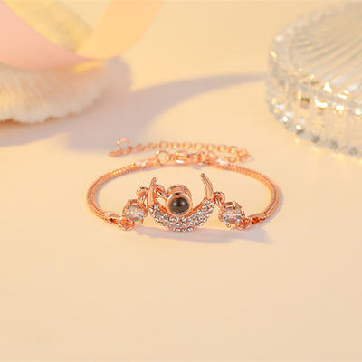 Pulsera de Proyección Estrella y Luna - Temperamento Amigas - Image 3