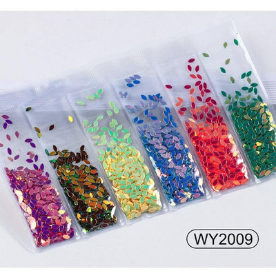 Parches de Uñas con Brillos, Lentejuelas y Diamantes Láser - Diseño Corazón - Image 17