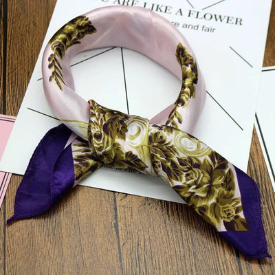 Pañuelo de Seda Elegante - Image 3