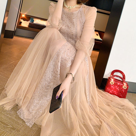 Vestido de Encaje Malla con Cintura Enjoyada y Tirantes