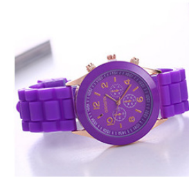Reloj Digital Geneva de Silicona con Cronógrafo - Diseño Moderno y Funcional - Image 19