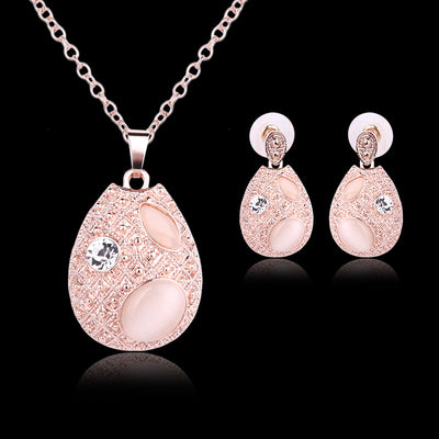 Conjunto de Collar y Aretes Ovalados de Ópalo - Joyería de Dos Piezas