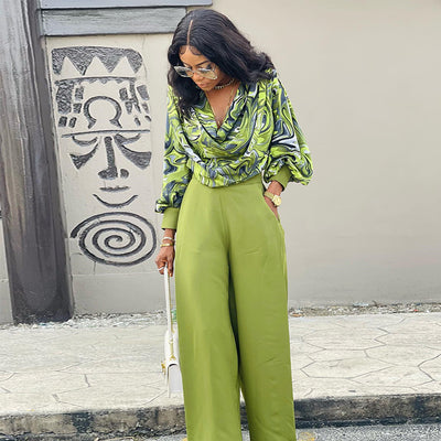 Conjunto de Moda Casual con Blusa Estampada y Pantalón Ancho - Image 9