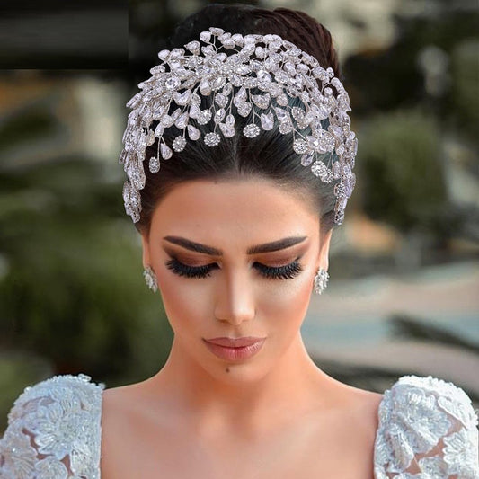 Diadema Nupcial Artesanal con Espiral Decorativa