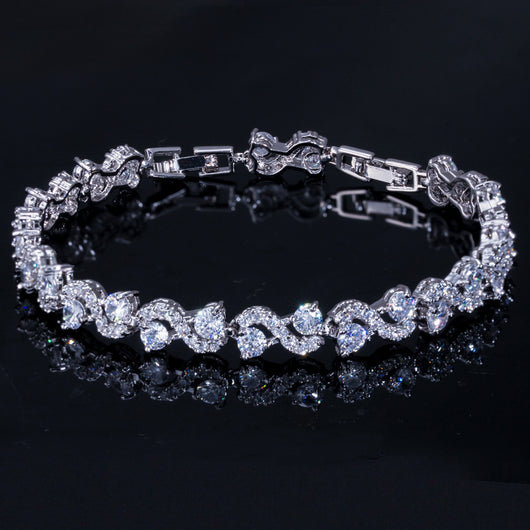 Pulsera de Oro Blanco con Diamantes Brillantes - Image 18