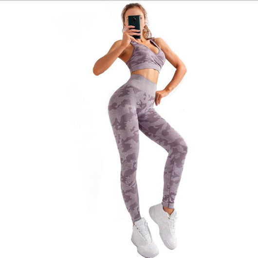 Conjunto de Yoga Camuflado de Tres Piezas - Image 6
