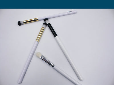 Brocha Individual Suave Tubo Negro Dorado - Image 9