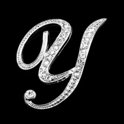 Broche de letra con diamantes - Image 13