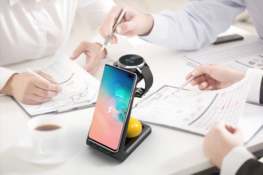 Cargador Inalámbrico 3 en 1 para Galaxy Watch Active y Galaxy Buds - Image 13