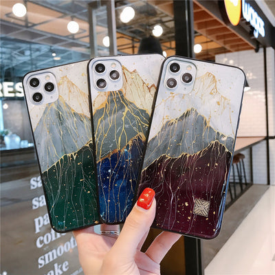 Funda Smartphone Montaña con Efecto Oro y Resina Epoxi