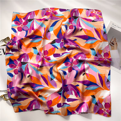 Pañuelo de Seda con Estampado Graffiti para Mujer - Image 3