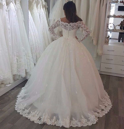 Vestido de Novia Asimétrico con Manga Larga y Encaje - Image 4