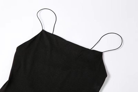 Vestido Entallado con Abertura Lateral - Diseño Minimalista de Color Sólido - Image 2