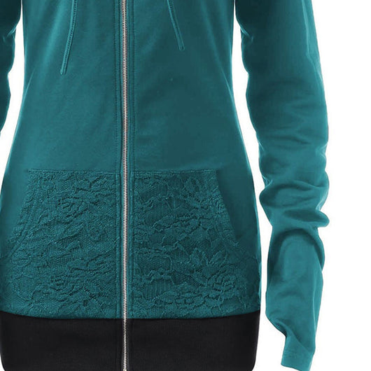 Abrigo Deportivo para Mujer con Capucha y Detalles de Encaje - Image 13