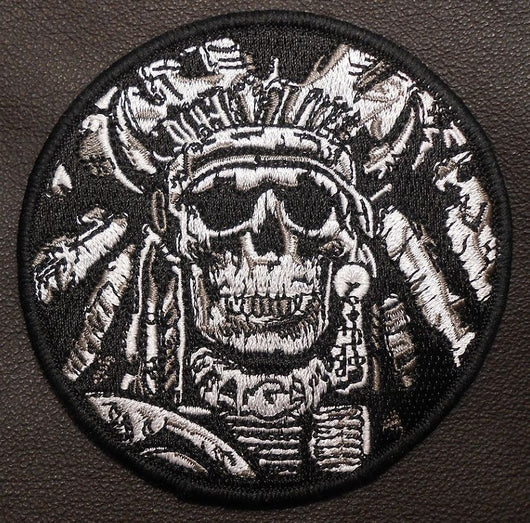 Parche Bordado Calavera Minimalista con Velcro - Image 10