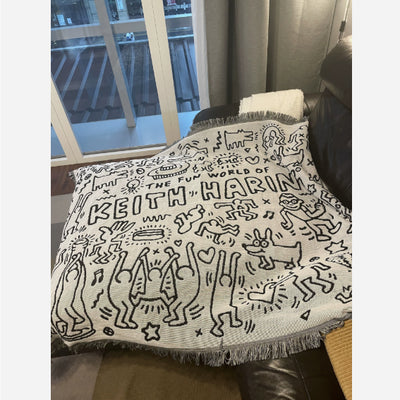 Manta Decorativa Graffiti Haring de Estilo Casual - Image 7