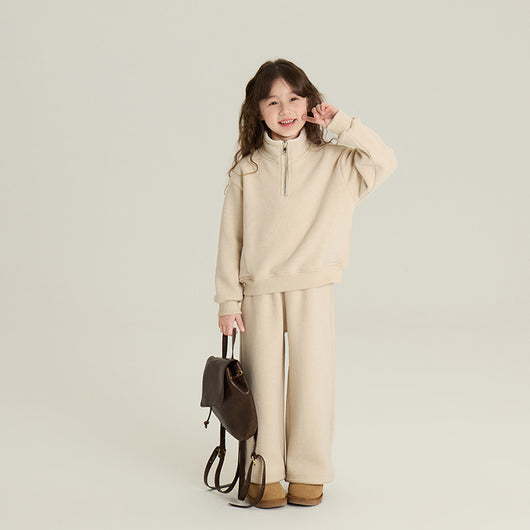 Conjunto Deportivo Infantil con Sudadera Polar y Pantalón Recto - Image 5