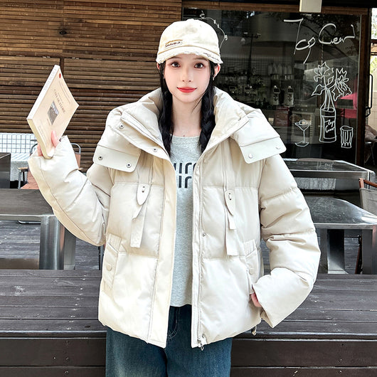 Chaqueta Corta Acolchada con Capucha para Mujer - Image 7