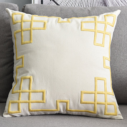 Funda de Almohada Decorativa de Algodón y Lino con Bordado Geométrico - Image 4