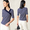 Camiseta Cuello V con Detalle de Solapa Diagonal