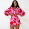 Conjunto Ejecutivo: Camisa Estampada con Falda de Cintura Alta y Abertura Lateral