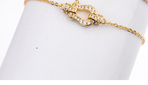Pulsera de Herradura en Plata con Diamantes Incrustados - Diseño Minimalista - Image 8