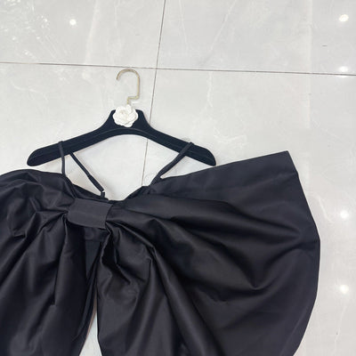 Blusa Elegante Off-Shoulder con Mangas Abullonadas y Moño Grande - Image 17